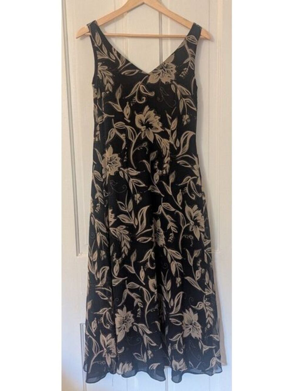 ANN TAYLOR 100% SILK FLORAL SLEEVELESS MIDI DRESS BLACK TAUPE | SIZE 4